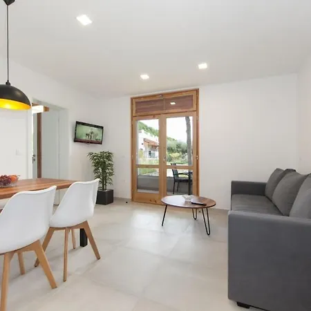 In With Sea View, Terrace, Air Conditioning, Wifi 3524-8 Appartement