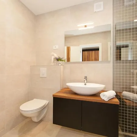In With Sea View, Terrace, Air Conditioning, Wifi 3524-8 Brela